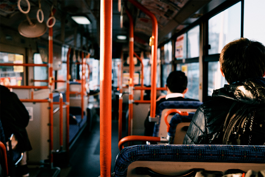 Investigadores de la PTI Mobility publican un artículo sobre ventilación en los autobuses